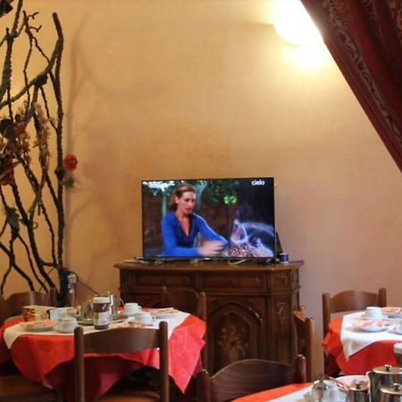 Albergo Sandra Ρώμη Εξωτερικό φωτογραφία