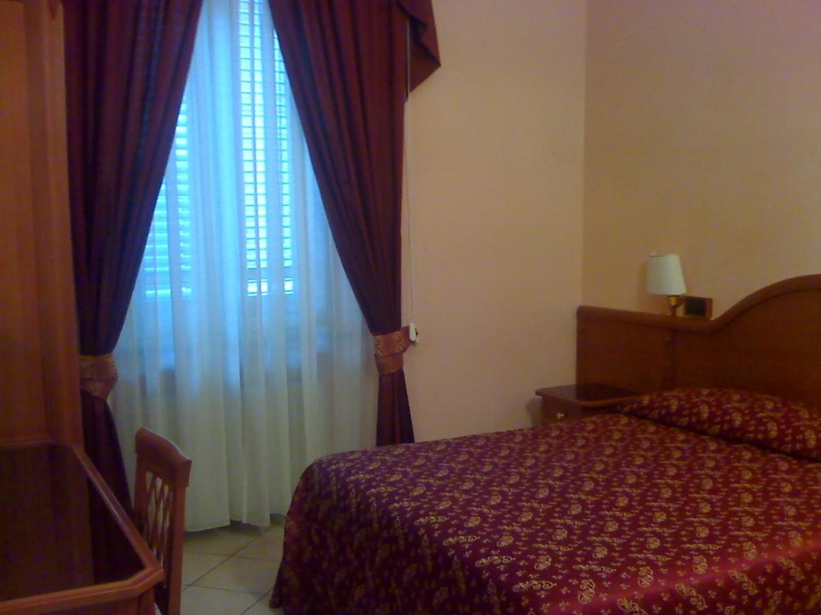 Albergo Sandra Ρώμη Εξωτερικό φωτογραφία